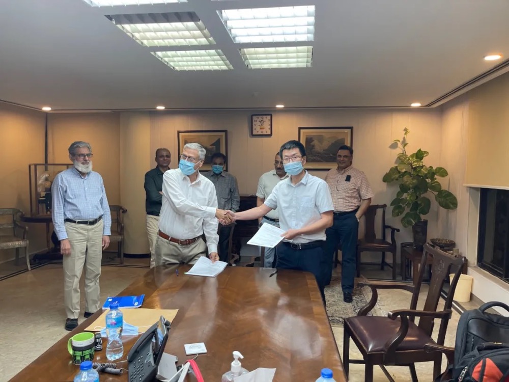 0805-25.jpg 0805-25.jpg